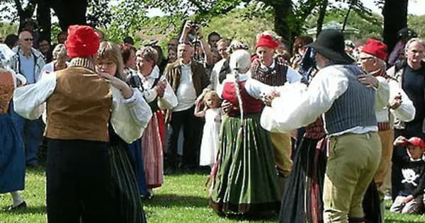 Læsøbal med Bajads