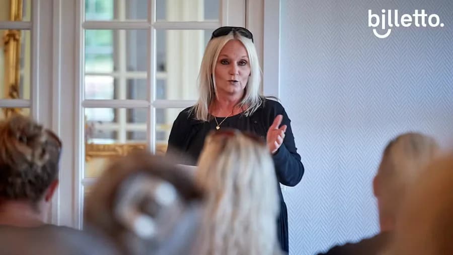 Klarsynsaften i KØGE Nord Sportcenter v /MARIANNE LARSEN